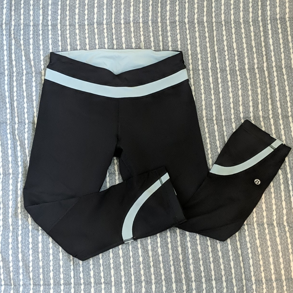 NWOT Lululemon capri pants